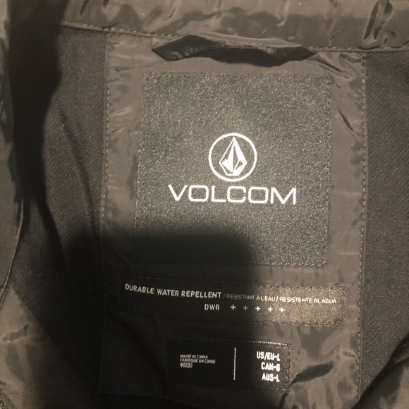 Volcom Coach’s Jacket - Picture 3 of 3